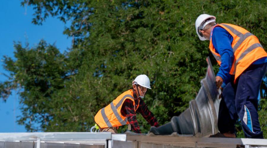 Expert Emergency Roof Repairs services in Kittanning, PA